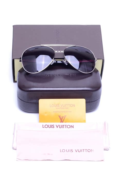 louis vuitton zonnebril attitude|Attitude Pilote .